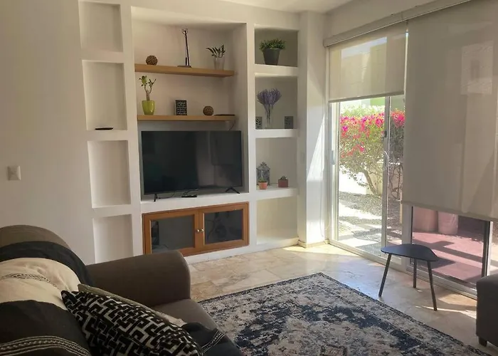 Sea View, King-size Bed, Wheelchair Access *